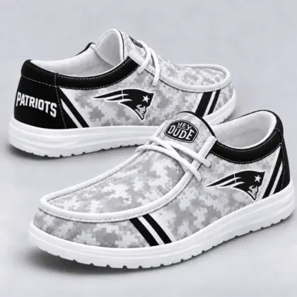 New England Patriots | Premium NFL Team Logo Digital Camo Loafer Shoes NY