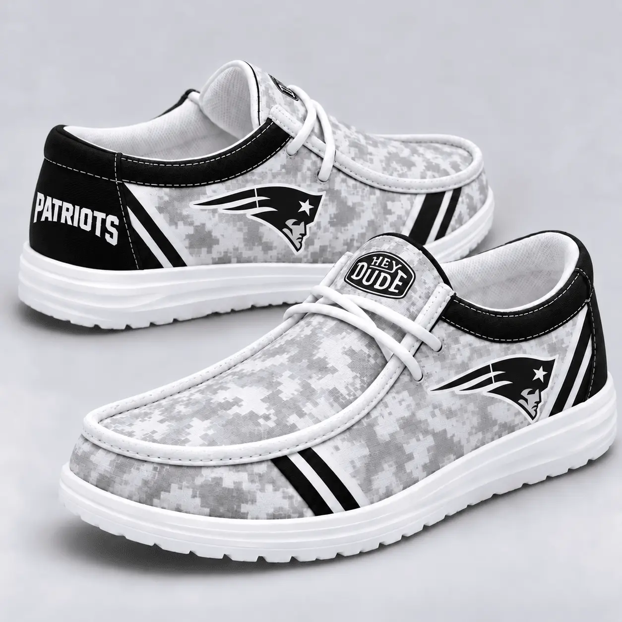 New England Patriots | Premium NFL Team Logo Digital Camo Loafer Shoes NY