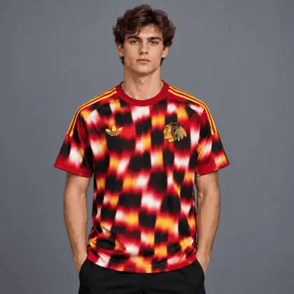 Chicago Blackhawks | Premium NHL Blurred Checkered Streetwear T-Shirt NDN