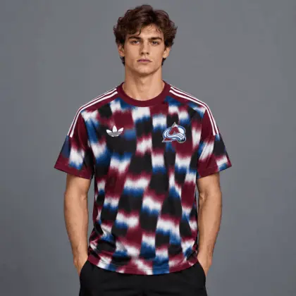 Colorado Avalanche | Premium NHL Blurred Checkered Streetwear T-Shirt NDN