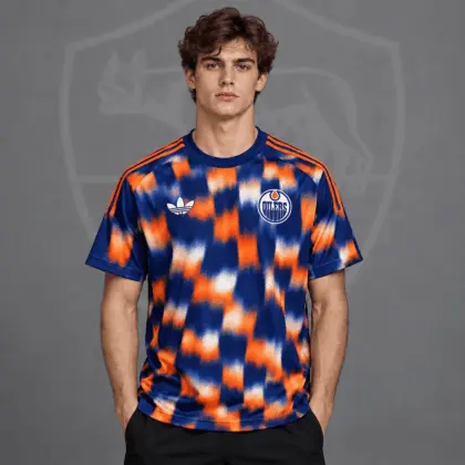 Edmonton Oilers | Premium NHL Blurred Checkered Streetwear T-Shirt NDN