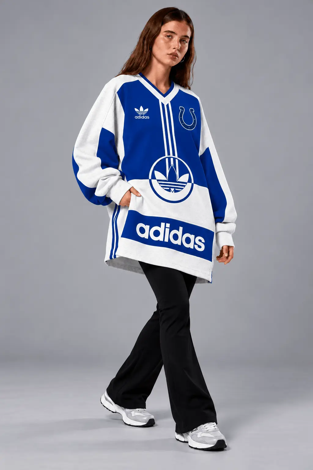 Indianapolis Colts | Premium NFL Vintage Varsity Oversized V-Neck Sweatshirt TD - Image 2