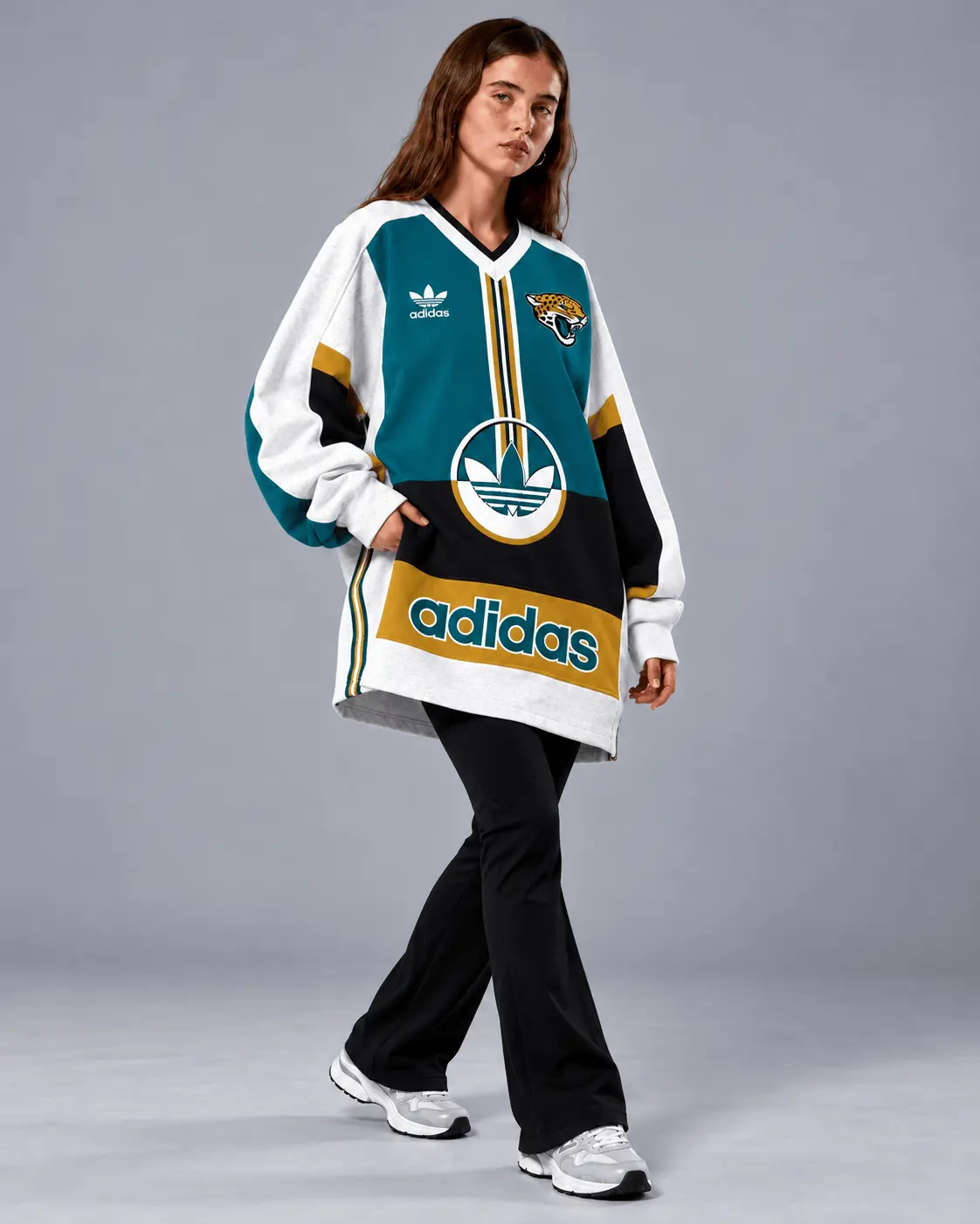 Jacksonville Jaguars | Premium NFL Vintage Varsity Oversized V-Neck Sweatshirt TD - Image 2