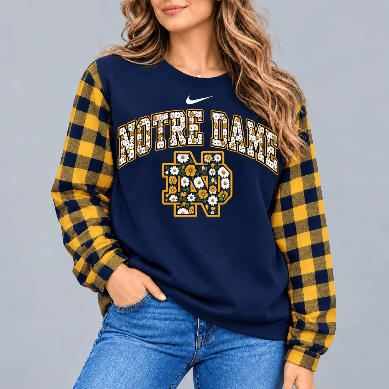 Notre Dame Fighting Irish | Premium NCAA Vintage Daisy Flower Sweatshirt TD