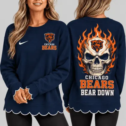 Chicago Bears | NFL Flaming Skull Scallop Hem Sweatshirt TD