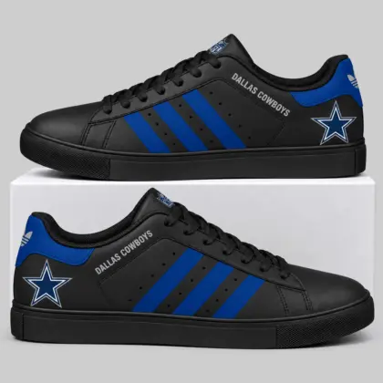 Dallas Cowboys | NFL Triple Stripe Low Top Sneakers TD