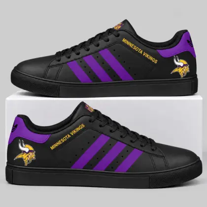 Minnesota Vikings | NFL Triple Stripe Low Top Sneakers TD